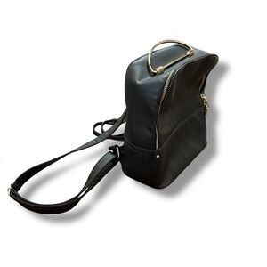 Faux Leather Backpack Black Small Size Adjustable Straps Zip Pocket Casual‎